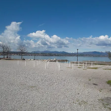 Sara Desenzano del Garda